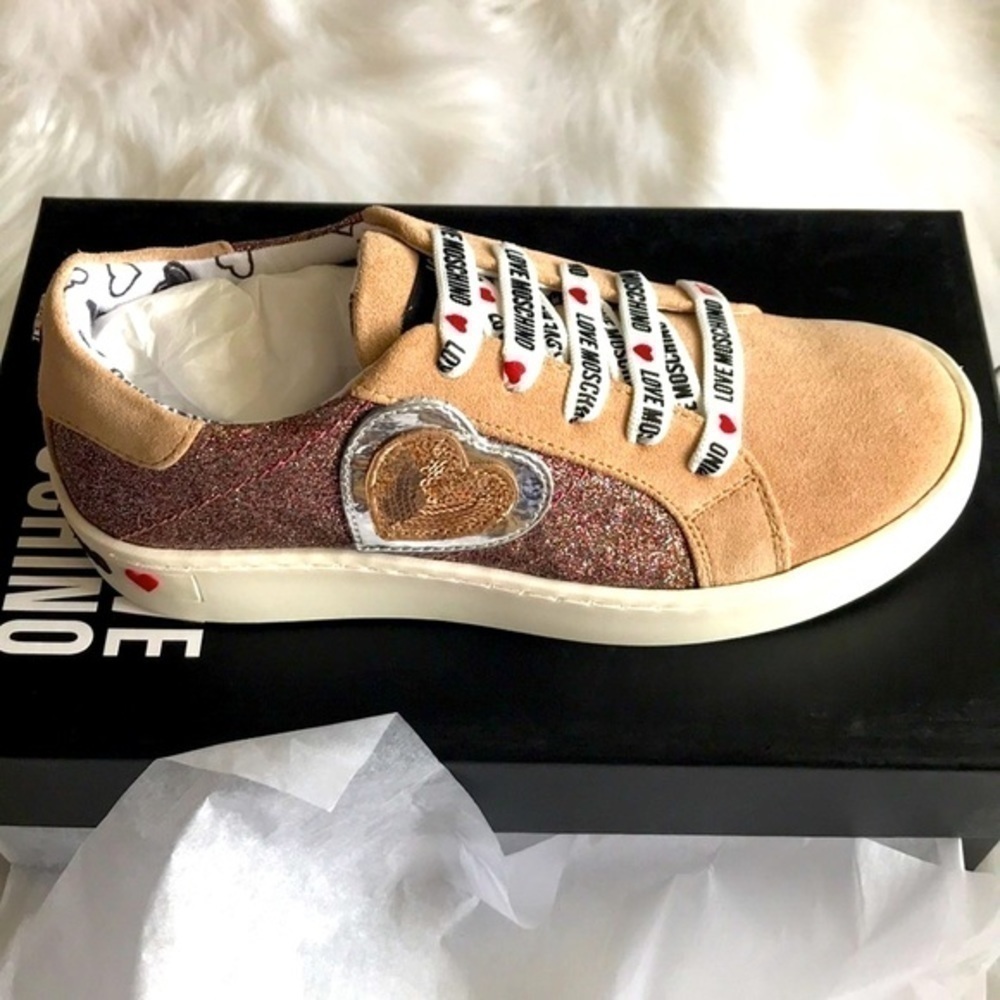 MOSCHINO love ❤️ shoes‎ made in Italy​​